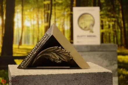 Organizatorzy targów BUDMA 2018 uhonorowali naszą firmę dwoma medalami Organizatorzy targów BUDMA 2018 uhonorowali naszą firmę dwoma medalami