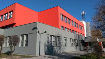 Zespół Szkół Ogólnokształcących im. Armii Krajowej w Bielsku-Białej - zastosowany system: StoVentec R